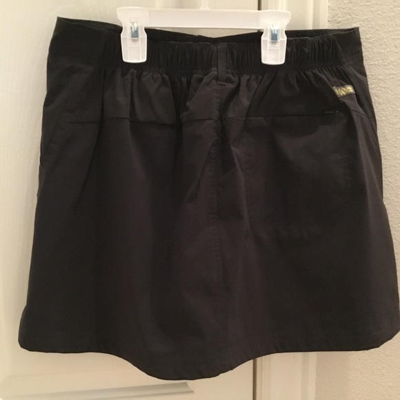 Solstice Apparel black nylon stretch athletic skort - Picture 11 of 11
